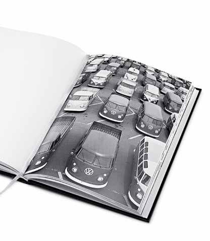 MANŽETOVÉ GOMBÍKY Okrúhle manžetové gombíky s historickým znakom Volkswagen Materiál: ušľachtilá oceľ (leštená) Farba: strieborná/krémová Priemer: 17 mm 000.084.322.
