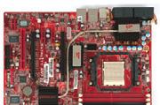 40 základních desek pro AMD a Intel Abit Fatal1ty AN9 32X 5 Deska Abit, pojmenovaná po známém počítačovém hráči, je opět určena pro náročné uživatele a přetaktovávače.