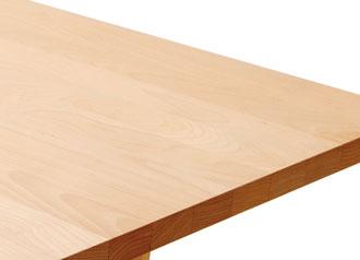 Stůl, vyrobený z masivního bukového či dubového dřeva, nabízí variantu sezení