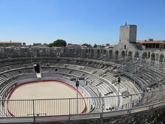 příloha č. 13: Římský amfiteátr v Arles (Foto autor) příloha č.