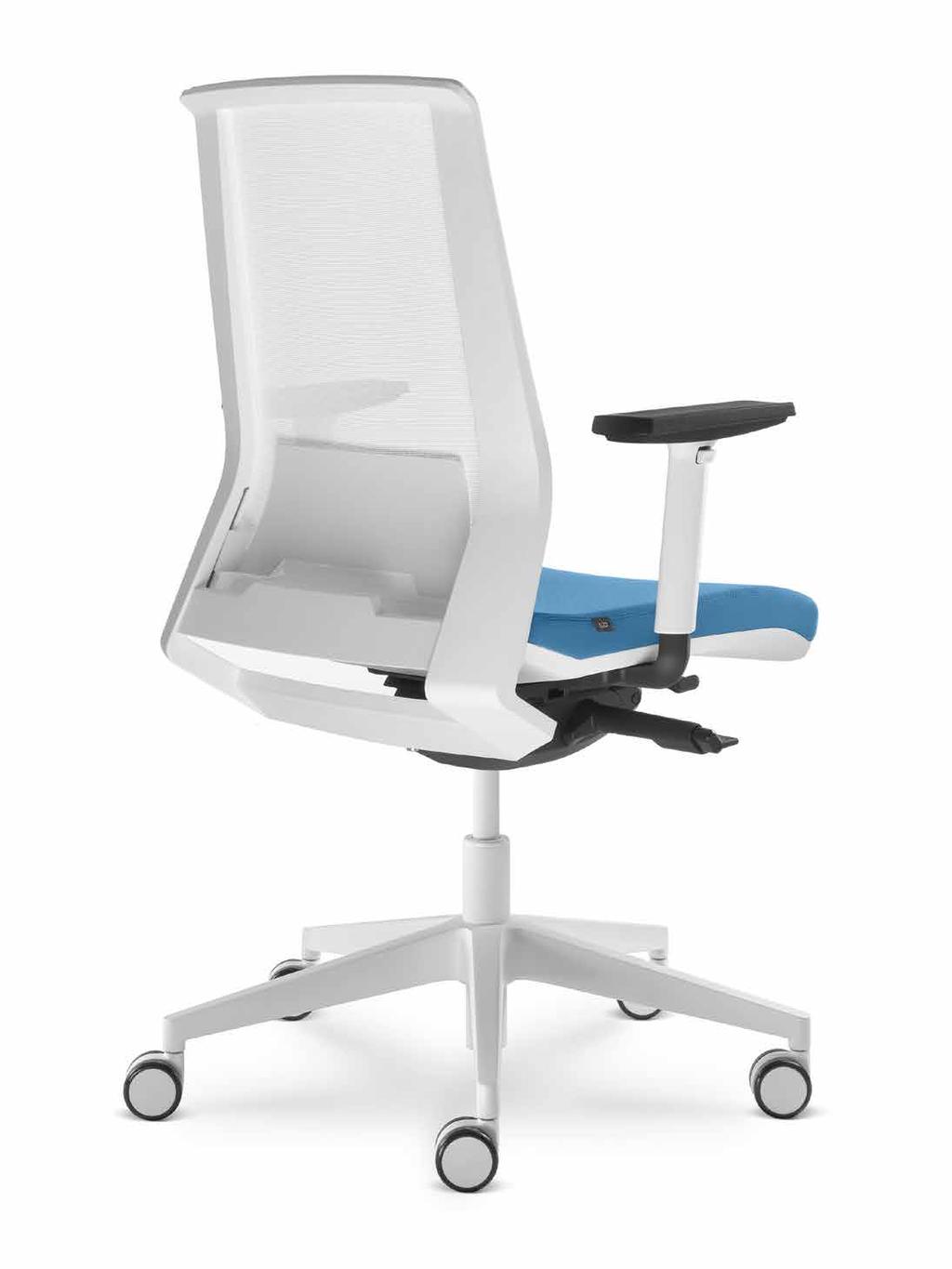 273-KZ Look is an esthetically balanced chair which meets the needs of a modern user and architect.