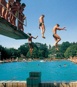 Hoteli, restavracije, bifeji in zabava Murska Sobota je središče turističnega okolja naravnih termalni zdravilišč.