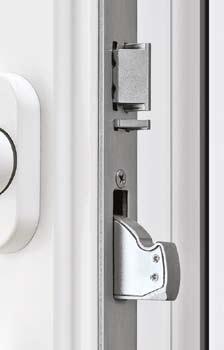 Da boste še bolj varni Hörmann vhodna vrata so prepričljiva do podrobnosti Samo pri Hörmannu Serijska 5-kratna avtomatska ključavnica z avtomatskim zapahom Avtomatska ključavnica H-5 je mehanska