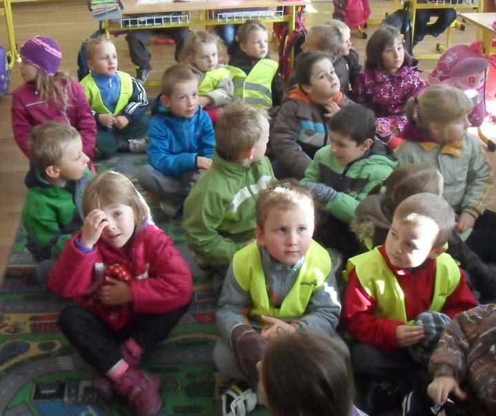 6 ZUBERSKÉ NOVINY 3/2013 Začiatok školského roka v MŠ Na Kalvárii Koniec letných prázdnin sa nezadržateľne priblížil a po dvoch mesiacoch plných pohody, slnka a nových zážitkov sme sa opäť stretli v