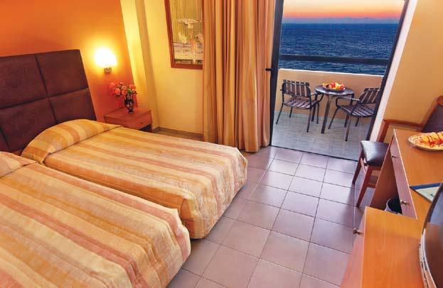 raňajky pláž 50m Hotel Agla je situovaný priamo v hlavnom meste Rhodos.