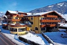 Centrálna dedinka Kaprun je od ľadovca vzdialená cca 8 km, Maiskogel je priamo v Kaprune a Schmittenhöhe v Zell am See (cca 6 km od Kaprunu).