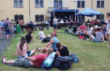 KULTURA kulturní léto je v plném proudu V sobotu 1. července odstartovalo Kulturní léto v Doksech jazzovým festivalem na nádvoří zámku.