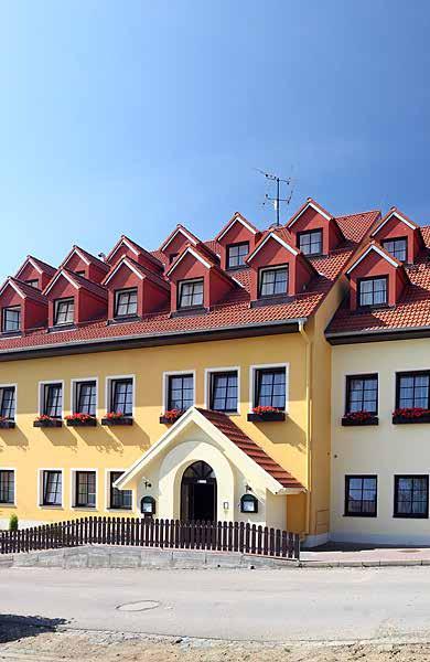 AKČNÍ NABÍDKA OREA HOTEL IRIS *** Lužní 215 692 01 Pavlov T: +420 519
