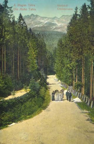 S tatranskými dolinami sa toto nové turistické stredisko začalo spájať už od roku 1883, vybudovaním prvého turistického chodníka zo Štrbského Plesa k Popradskému plesu.