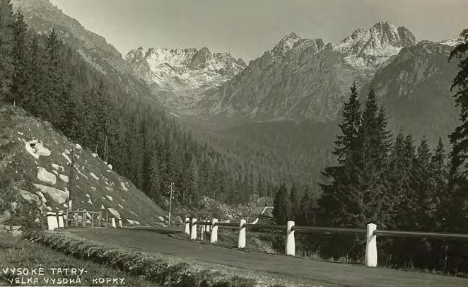 12 HISTÓRIA ŠTRBSKÉHO PLESA 2. DIEL Stará cesta Popradské pleso Štrbské Pleso (1). bau/ s typovým označením vozidiel, ktoré od roku 1915 začala sériovo vyrábať.