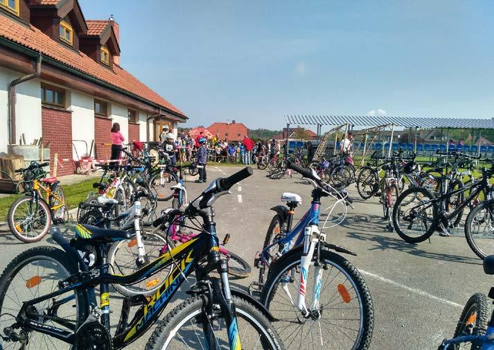 Takže když si děti zasoutěžily a dospělí se občerstvili, mohli všichni společně strávit dlouhou část večera podívanou