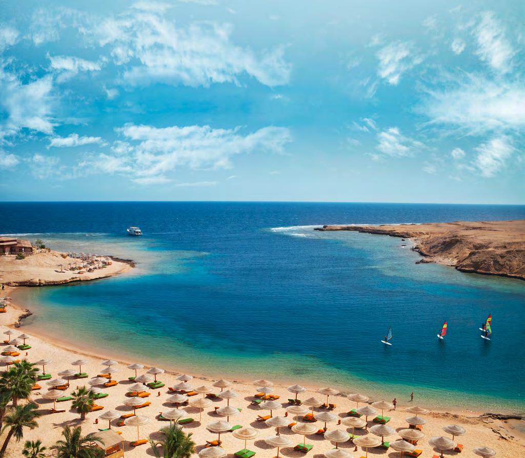Město Hurghada bývalo malou rybářskou vesničkou a dnes se z něj stalo největší turistické centrum v Egyptě.