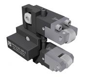 Adjustable jaws 4 12 Knurling profiles on DIN 82 workpiece: Plunge / feed knurling RAA RBL RBR RGE30 RGE45 2 AA 2 BL 2 BR 1 BL30 1 BR30 1 BL45 1 BR45 Product features: