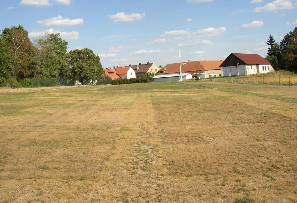 Ani ve vyšších polohách nelze udržet celoročně travní