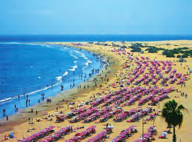 skalní domky v Altenaře pobřeží na severozápadě ostrova trochu dovozu z Tenerife Ve srovnání s Tenerife nemá Gran Canaria sice žádné Pico Teide, ale zato její divoké dvoutisícovky v dokonalém souladu