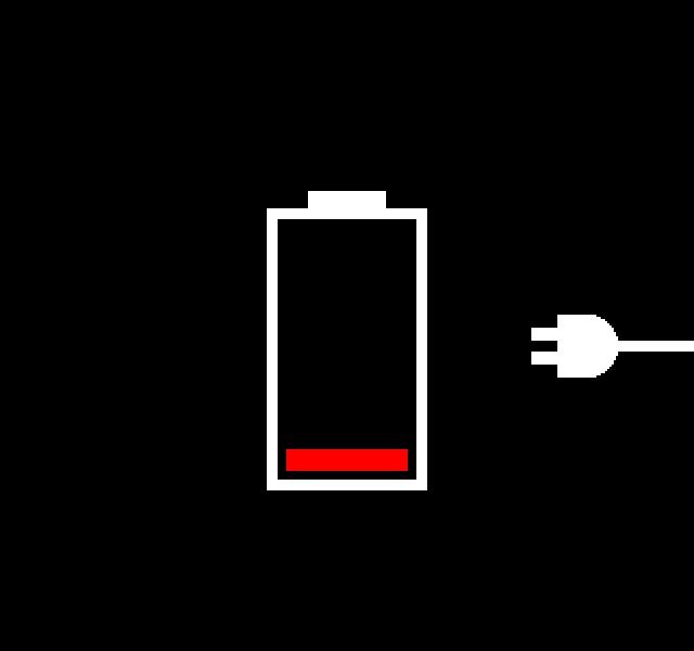 Pomocí kabelu USB, který je součástí dodávky, hodinky dobijte. Když se úroveň nabití baterie dostane na dostatečnou úroveň, hodinky se vzbudí z režimu s nízkou spotřebou.