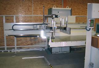 Svět tisku 03/2009 83 Praxe Řezací centrum Perfecta ve společnosti Branaldi V srpnu loňského roku bylo v nové výrobní hale společnosti Branaldi v Brandýse nad Labem instalováno a uvedeno do provozu