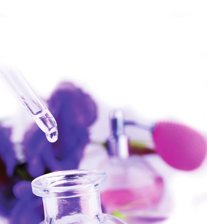 ESSENS Body Mist Osvěžující a jemná vůně v podobě tělového spreje je ideální na horké letní dny. Příjemný pocit však může dodat i celoročně.