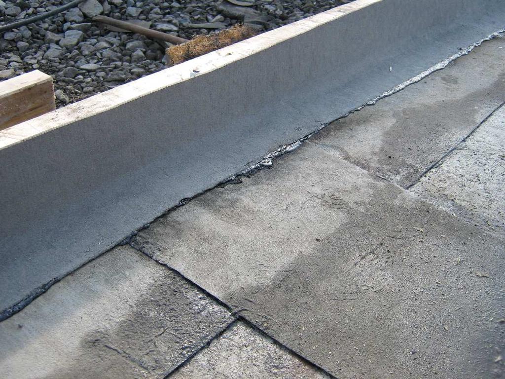 Foto 02: Pohled na natavený přířez asfaltového pásu 4.1.