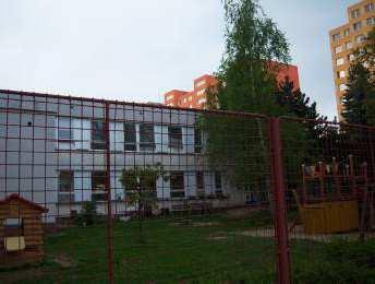 9. Budova, Ke Kamýku 686/2, na pozemku parc. č. 1788 o výměře 1075 m² v k. ú.