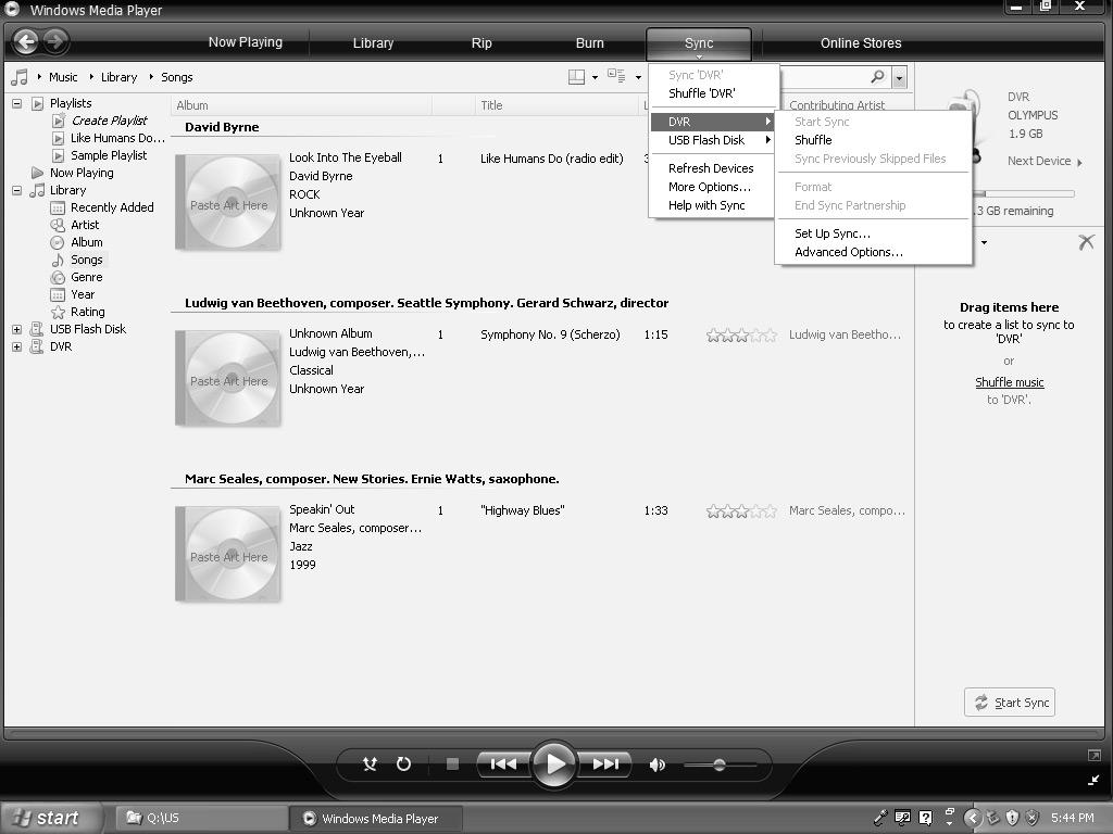 Použití aplikace Windows Media Player Přenos hudby do diktafonu Hudební soubory uložené na počítači můžete přesunout do diktafonu.