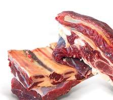 ˆ HOVEZI MASO Ideální surovinou pro výrobek hovězí maso na guláš je svým složením hovězí kližka. Guláš Exclusive je produkován z hovězí zadní kýty a proto obsahuje velmi libovou svalovinu.