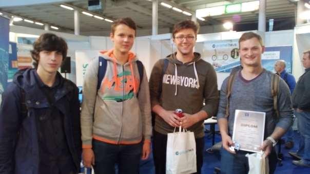 Kdy: 10. října 2017 Programování na strojírenském veletrhu v Brně Kde: Brno O co šlo: Dne 10. října se naši žáci: Radim Machač 3.C, Filip Čáp 4.C, Matyáš Juříček a Tomáš Horák ze 4.
