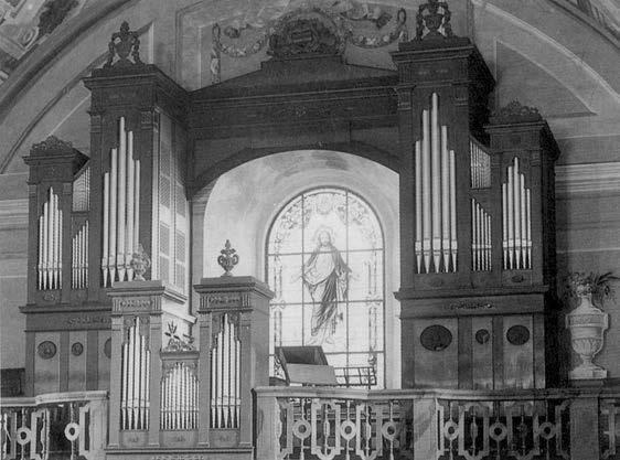L é t a 1 8 5 0 1 9 4 5 Jako zajímavost uvádím několik inserátů v místních novinách ze 30. let Silné postavení si vybojoval poměrně brzo rozhlas, v Krnově zřejmě byli pro každou novotu.