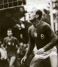 2009) Olympijští medailisté 1964 Tokio stříbro Karel Paulus, Václav Šmídl 1968 Mexiko City bronz Josef Smolka st.