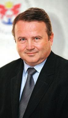 podnikání soudnictví Rozhodčí soud je stabilní součástí právního řádu Rozhodčí řízení se v České republice stalo uznávanou součástí právního řádu a na Rozhodčí soud při HK ČR a AK ČR se obracejí