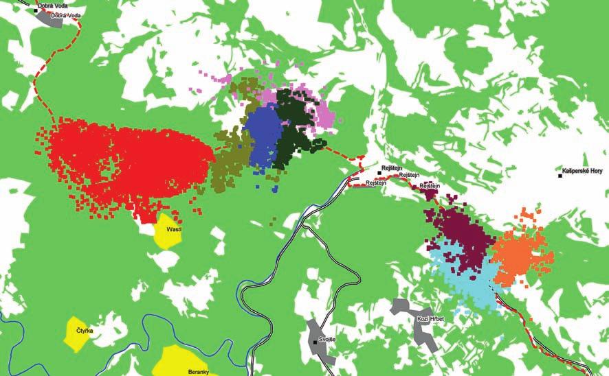 132 srnec obecný na Islandu a v Irsku. Na jihu chybí v jižním Španělsku a Portugalsku a také na ostrovech, včetně velkých ostrovů jako je Korsika, Sardinie, Sicílie.