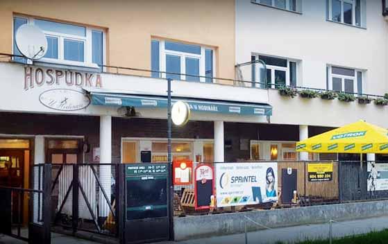 Přestavbu středu města ovšem zkomplikovaly zejména spory o náhradu za zrušený společenský sál. 2x foto: archiv Večerníku PROSTĚJOV Nová Galerie Prostějov? Možná za dalších deset let.