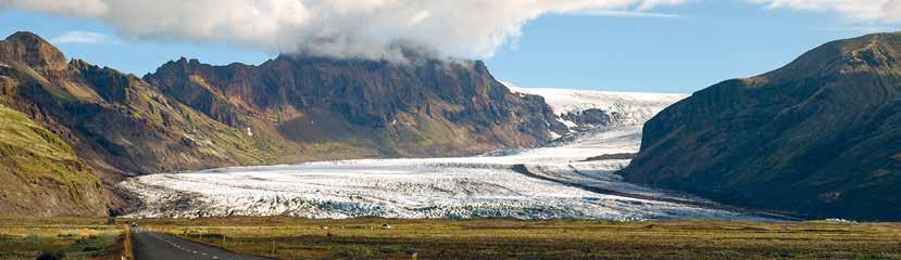Island poznávací zájezd s turistikou SOPKY, VODOPÁDY A LEDOVCE ISLANDU S TURISTIKOU Zájezd je laděný podobně jako oblíbené turistické Vodopády a ledovce Norska.