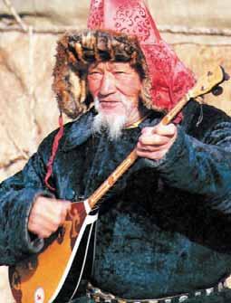 [MNG ] Grand tour zemí Čingischána > MONGOLSKO Ulánbátar poušť Gobi jezero Baga Gazriin Chuluu chrám Khukh Burd BayanZag (Planoucí útesy) Khognor (Zpívající duny) NP Yol Valley (Údolí orlů) Ongyn