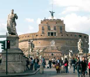 [JRN ] Řím s návštěvou Neapole v ceně letecké víkendy > ITÁLIE > NOVINKA V NABÍDCE > RYCHLOVLAK více informací na str. 90 1. den: odlet do Říma, transfer na ubytování.
