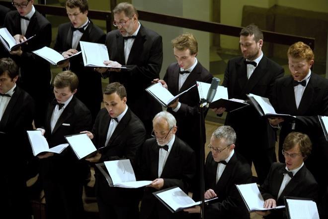 podpořeného z Norských fondů proběhla účast sboru na významném mezinárodním festivalu soudobé hudby