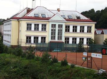 Městské gymnázium a střední odborná škola Úpice, Havlíčkova 812 Studijní obory: Osmileté