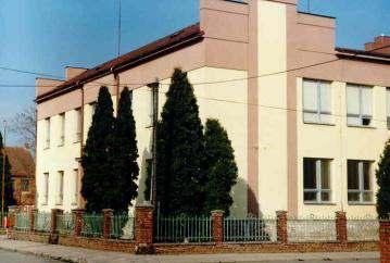 Střed í škola te h i ká a ře esl á, Nový Bydžov, Dr. M.