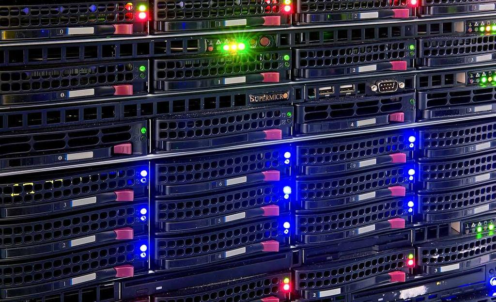 PROČ SUPERHOSTING vysoce kvalitní služby za příznivé ceny profesionální přístup k zákazníkům špičkové technické parametry datacentra 24/7 kvalifikovaná technická podpora
