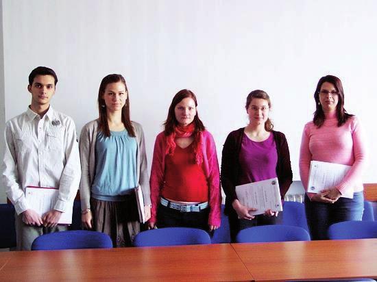 SAV Ocenenia mladým chemikom za najlepšiu esej v súťaži doktorandov O sady, ktoré je užitočné si uvedomovať rok chémie, preto by sme sa my všetci cov v očiach verejnosti pri spolupráci vedcov s
