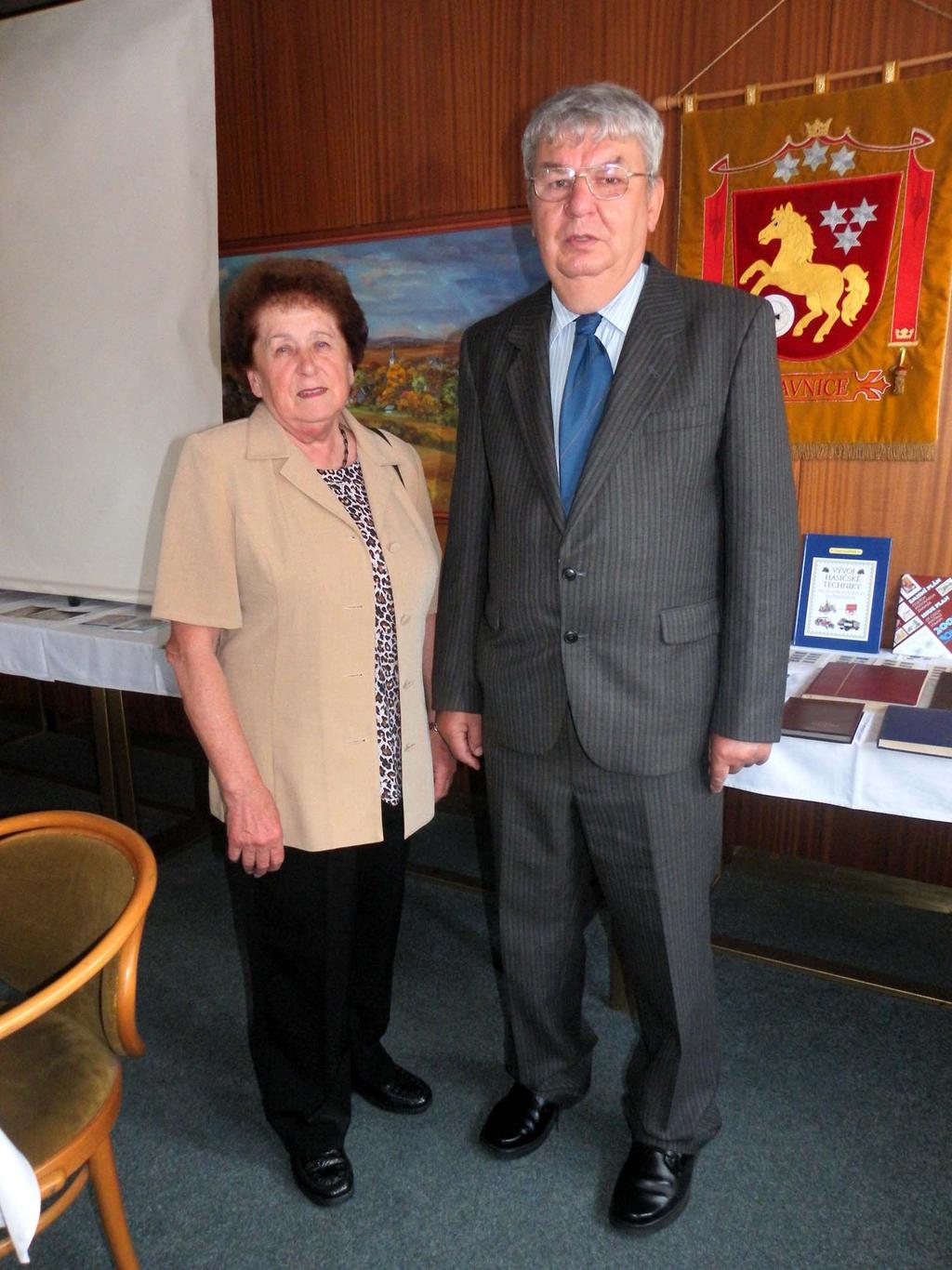 Zastoupení mělo také vedení pošty z Opavy. Součástí setkání bylo promítání 20 let starého záznamu z oslav 100.