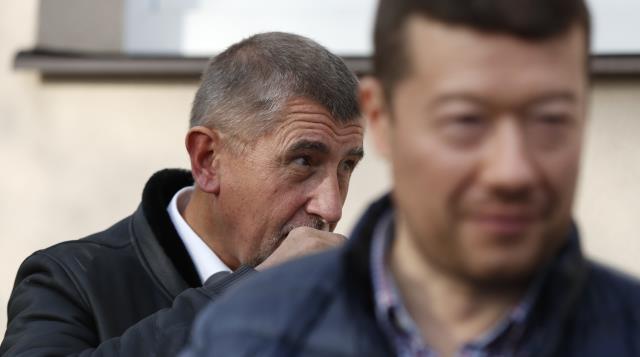 Hnutí ANO dalo ve sněmovně většinu s KSČM a SPD Šéfovi hnutí ANO Andreji Babišovi se podařilo dát v poslanecké sněmovně většinu s KSČM a SPD Tomia Okamury.