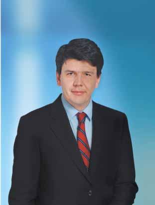 V roce 1989 přišel do společnosti SPT TELECOM (právní předchůdce společnosti ČESKÝ TELECOM) a pracoval v oborech spojovací techniky, technickém rozvoji, v projektech řízení sítě a OSS.