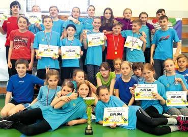 AKCE ODDÍLŮ A KLUBŮ TJ A FK NERATOVICE V ČERVNU 2017 NERATOVICKÁ AKADEMIE JE MISTREM OKRESU Akademie všestranné sportovní přípravy, která zahájila činnost v dubnu 2016, si ke svým prvním narozeninám