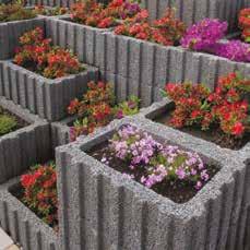 Květiny jsou klenoty Vaší zahrady, dopřejte jim luxus v podobě tvarovek Quadra!
