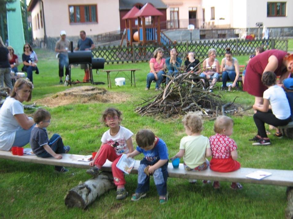 Pravidelná je účast na akci cesta pohádkovým lesem pořádaná organizací Tom Zálesáci Svitavy.