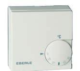 Barevný dotykový displej (volitelná barva pozadí), čeština, vnější bílý kryt je složen ze dvou výměnných dílů (rámeček/kryt), umožňujících změnit barevné provedení termostatu.