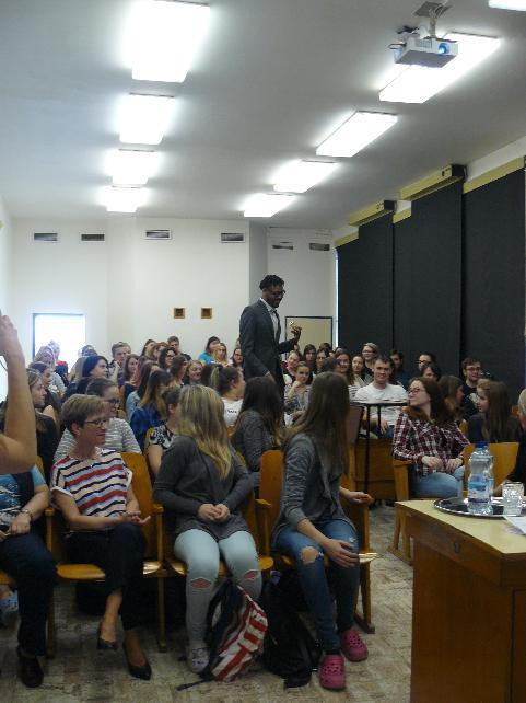 pátek 12. května na pracovišti Lipová. Besedy se zúčastnili studenti 2. a 3. ročníku oboru laboratorní asistent.