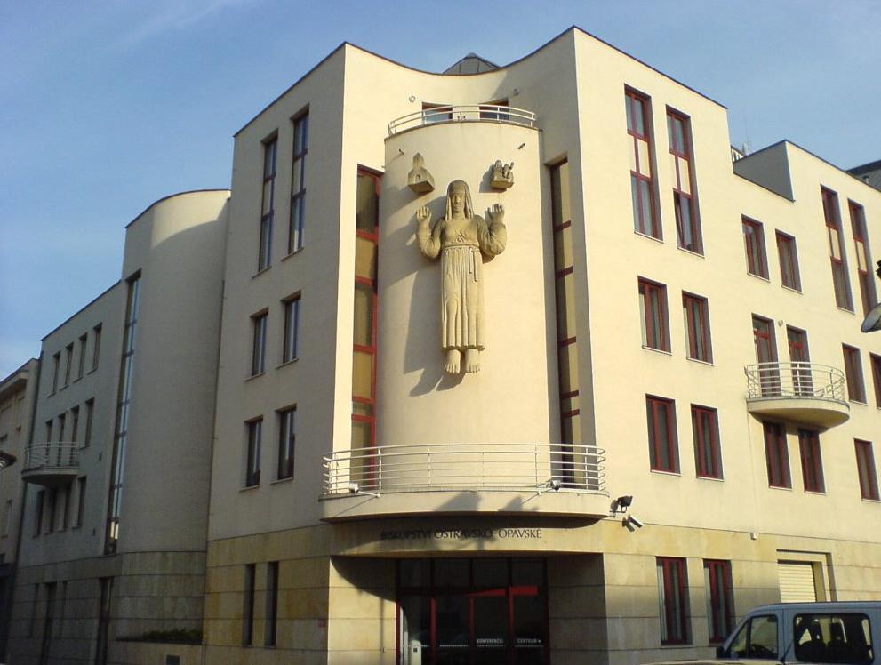 BUDOVA OSTRAVSKÉHO BISKUPSTVÍ PRÁCE V BOROVNICI V únoru byl zakoupen nový vysavač pro kostel. Pořizovací cena byla 2500,- Kč.