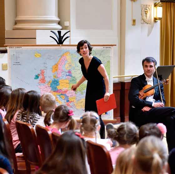 Jdou ruku v ruce s mojí myšlenkou přivést děti a mladé lidi ke klasické hudbě. Ukazovat, že hudba klasická není vážná, ale citlivá, plná emocí, že je prostě nádherná a mnohdy i veselá.